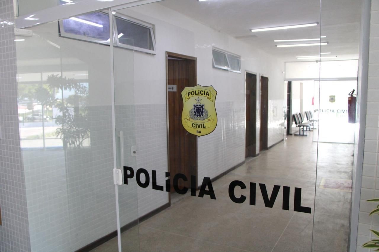 Menina de 15 anos é encontrada amarrada às margens de rodovia após ser vítima de sequestro e cárcere privado na Bahia