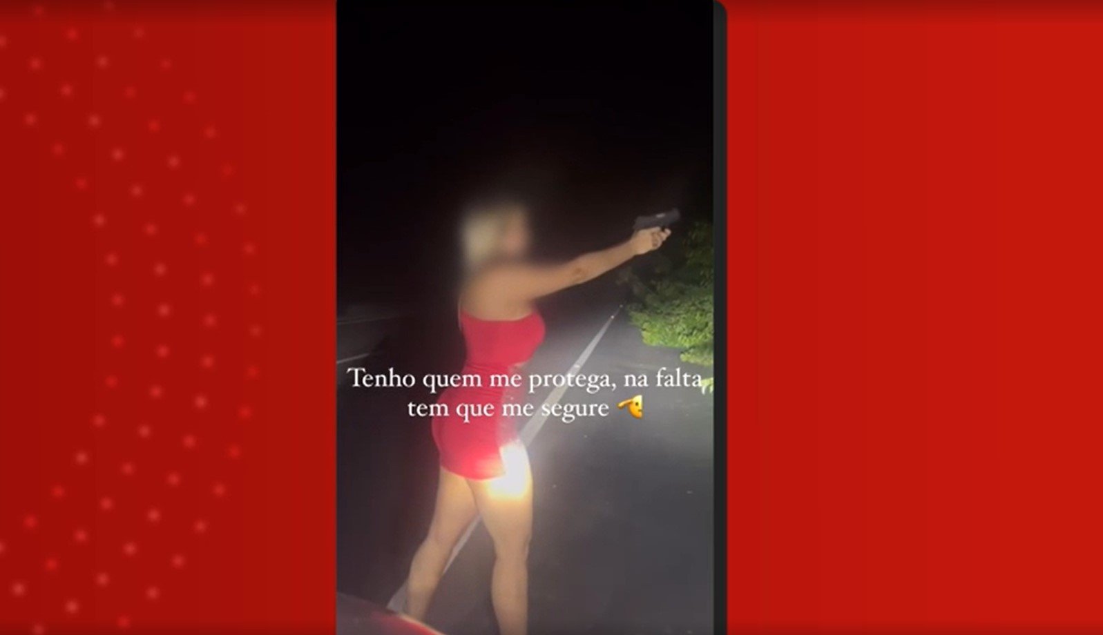 Vídeo mostra influenciadora realizando disparos de arma de fogo em estrada no Amazonas