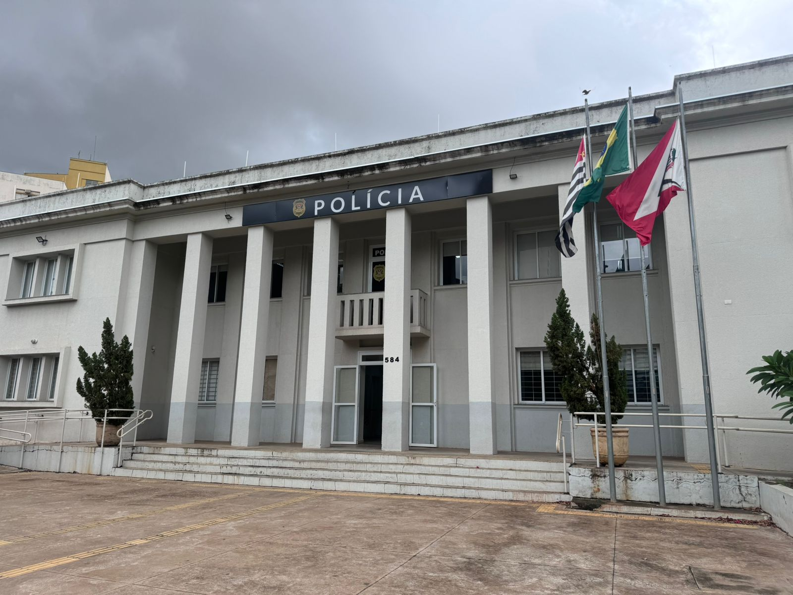 Justiça decreta prisão temporária de professor de dança suspeito de abuso sexual contra crianças em escola
