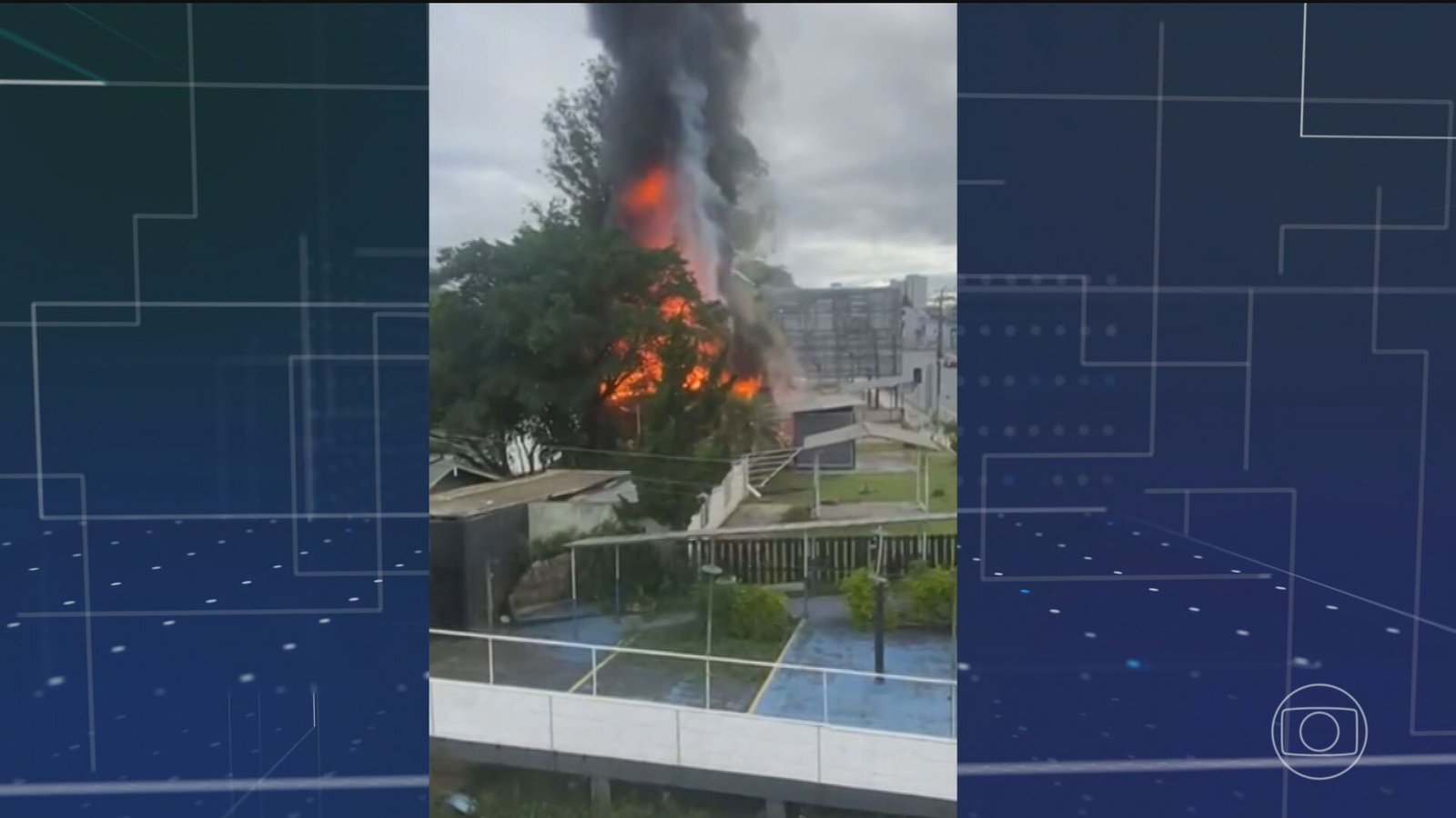Bombeiros investigam causa de incêndio em casa de autor de atentado ao STF