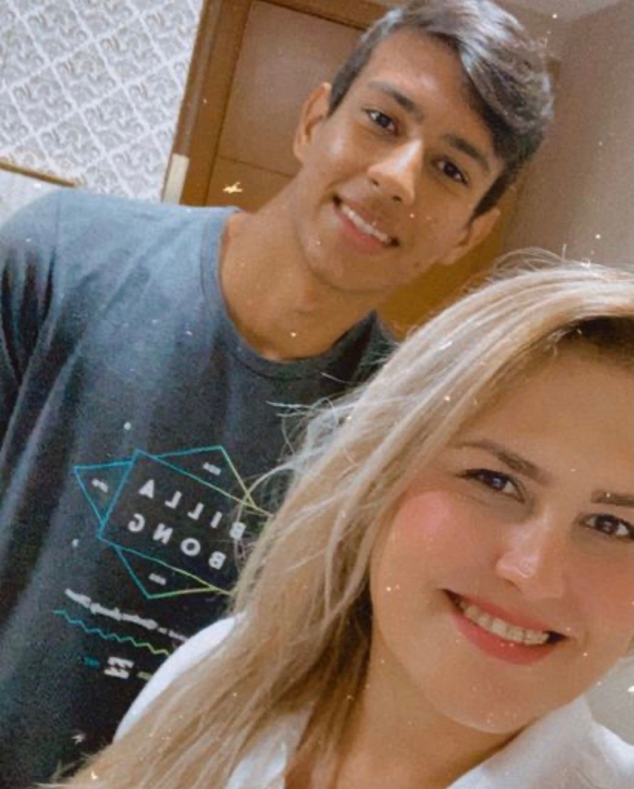 ‘Meu coração de mãe segue com esperanças’, diz mãe de copiloto desaparecido há 3 anos após queda de avião no litoral de SP