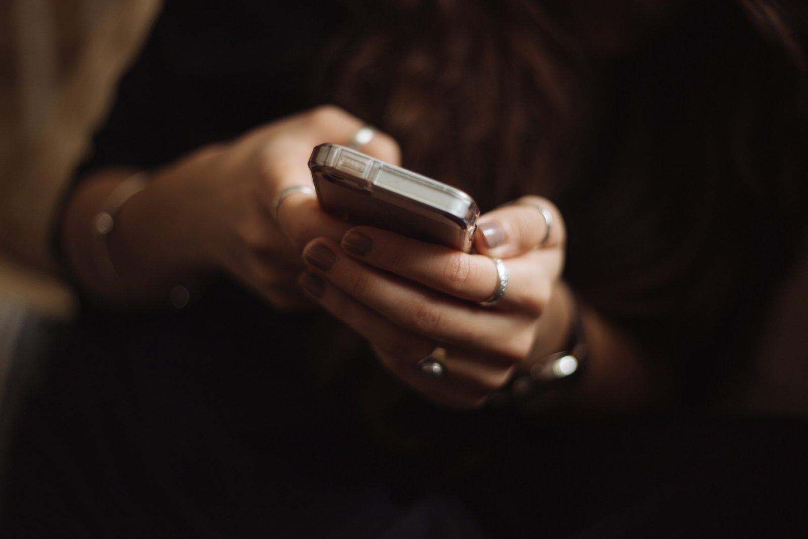 Tribunal de Justiça do Piauí lança módulo de IA para solicitação de medidas protetivas via WhatsApp