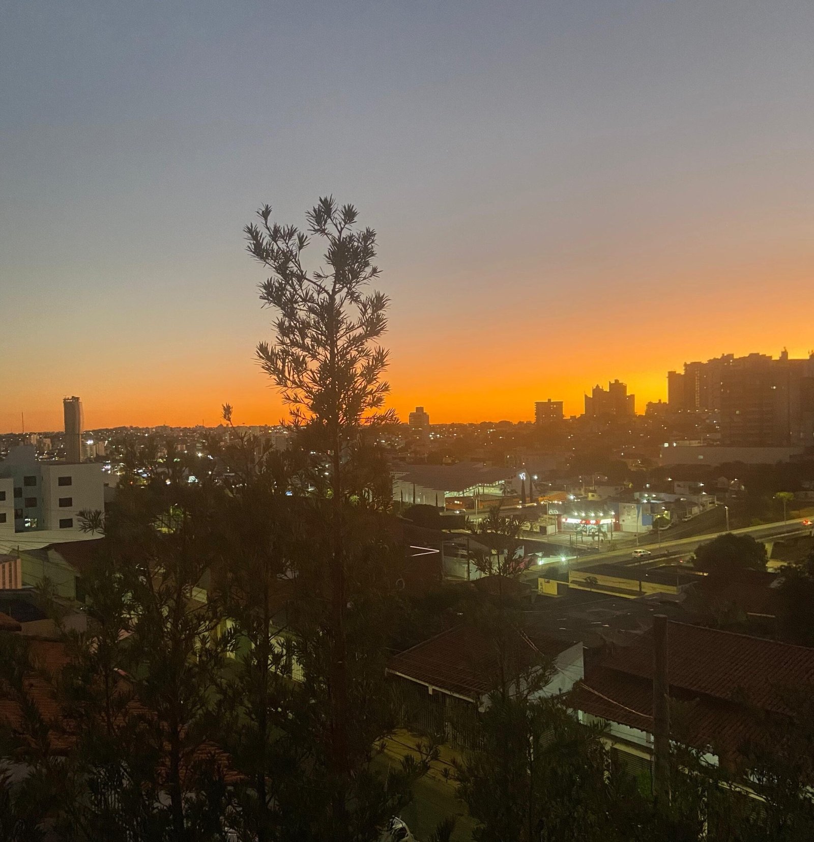 Semana começa com calor e sensação de ‘abafado’, mas nova frente fria chega na região no fim de semana