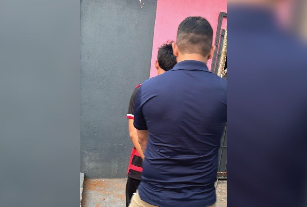 Jovem é preso suspeito de ameaçar e divulgar ‘nudes’ de adolescente no interior do AM