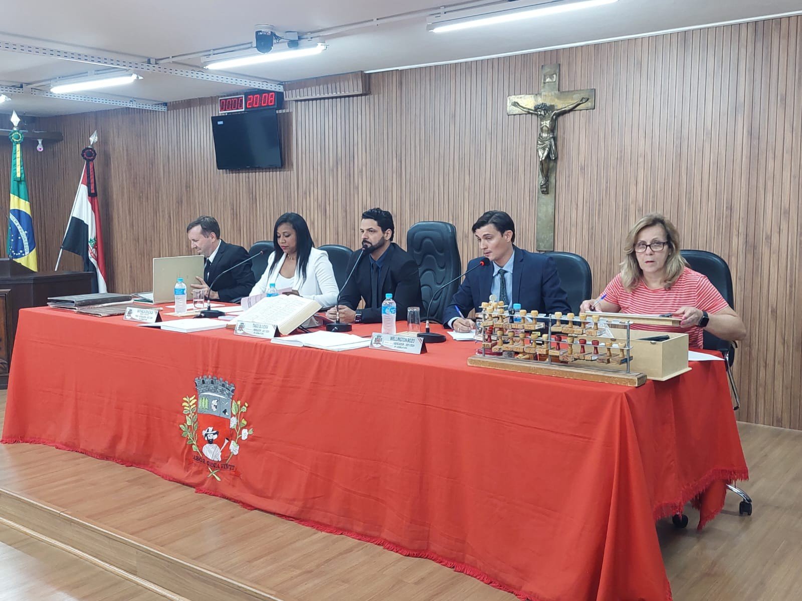 Em votação unânime, Câmara Municipal rejeita aumentos salariais para prefeito, vice e secretários em Presidente Prudente
