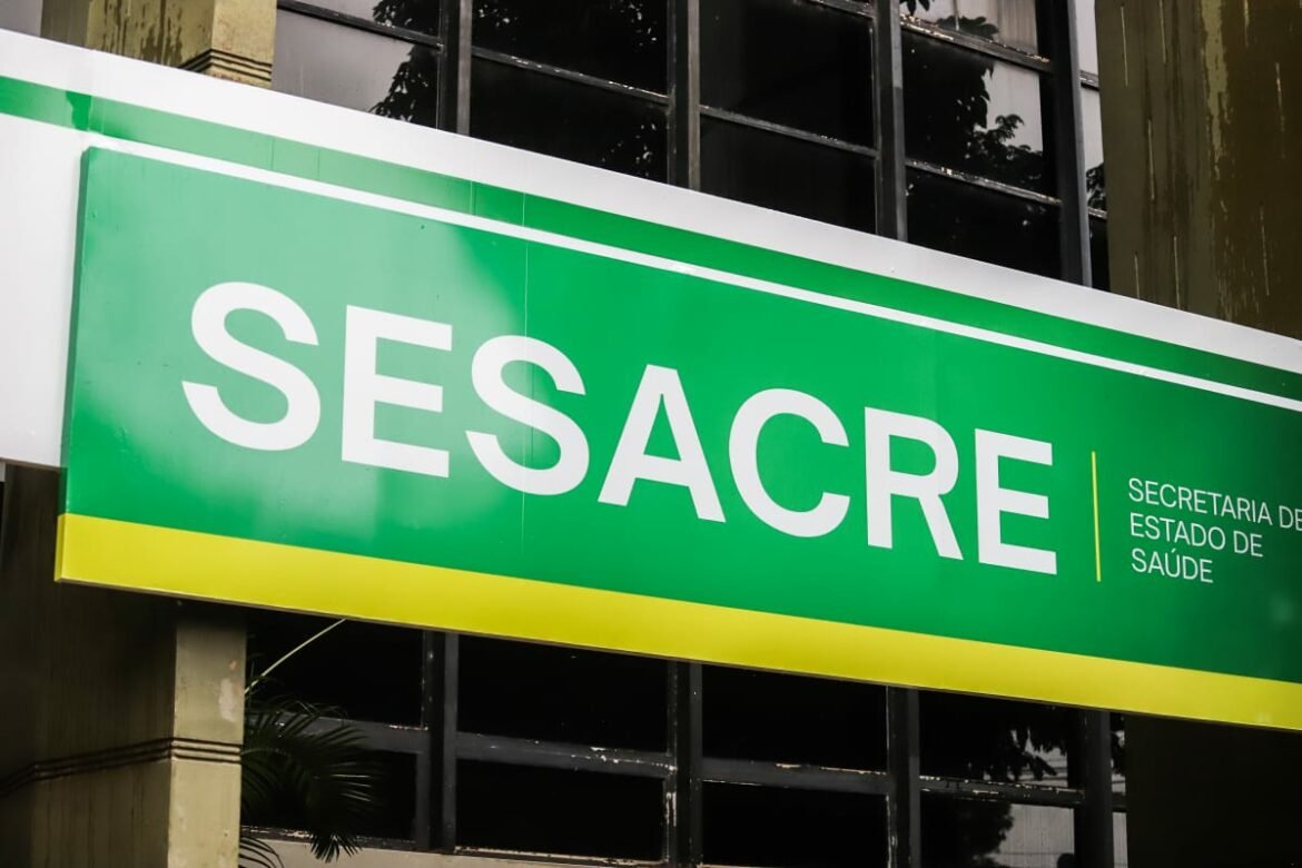 Gladson volta a exonerar servidores e escolhe novos gerentes na Sesacre