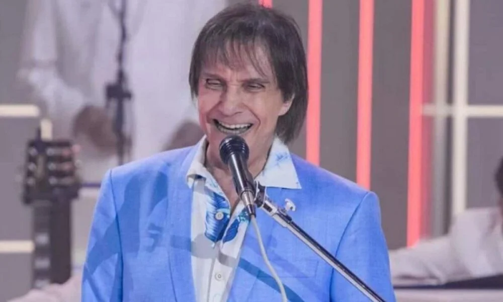 Assessoria se pronuncia sobre rombo na empresa de Roberto Carlos