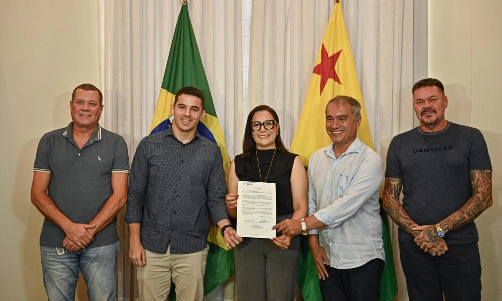 Mailza assina ordem para revitalizar o Palácio Rio Branco com investimento de R$ 2,3 milhões