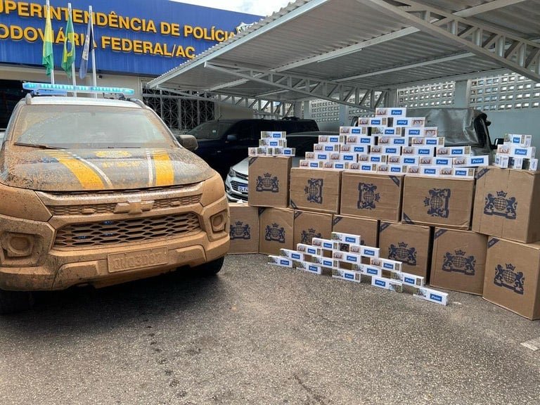 PRF apreende mais 7,5 mil maços de cigarros em Senador Guiomard
