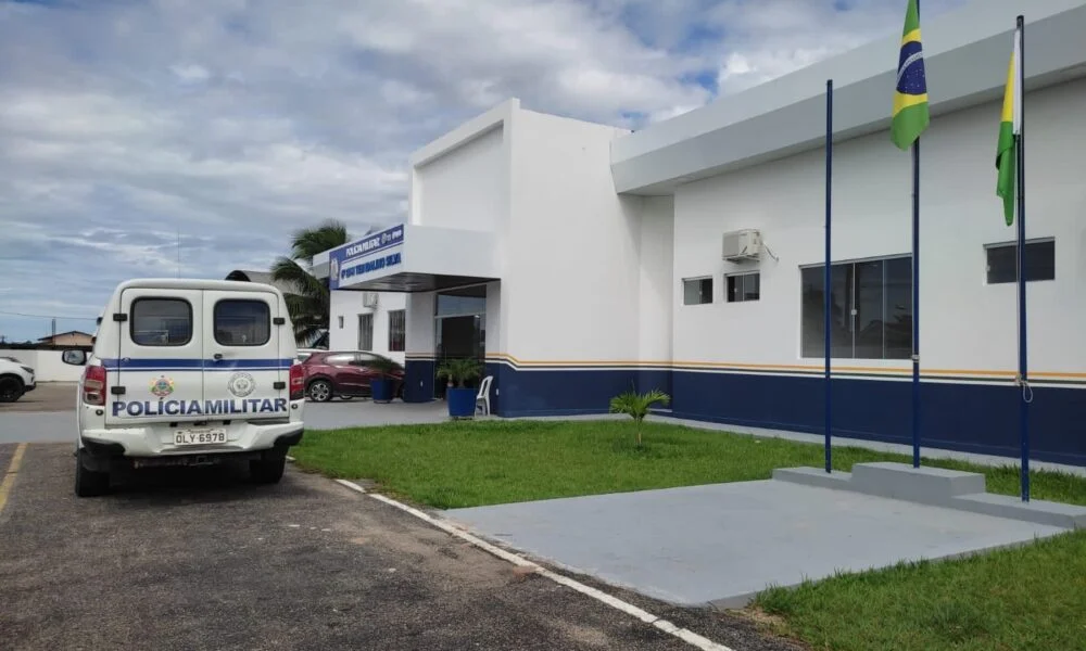 Filho tenta incendiar casa da própria mãe em Cruzeiro do Sul