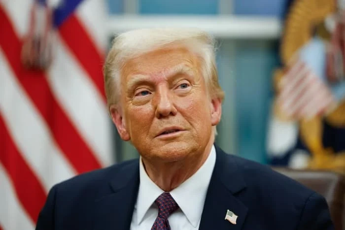 Justiça barra decreto de Trump sobre cidadania americana de nascimento