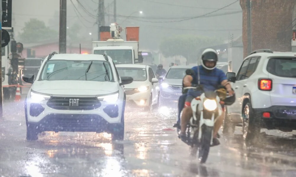 Segunda-feira chuvosa: Cruzeiro do Sul terá tempo instável e pancadas de chuva ao longo do dia