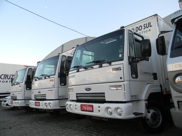 Cruzeiro do Sul regulamenta transporte privado de cargas