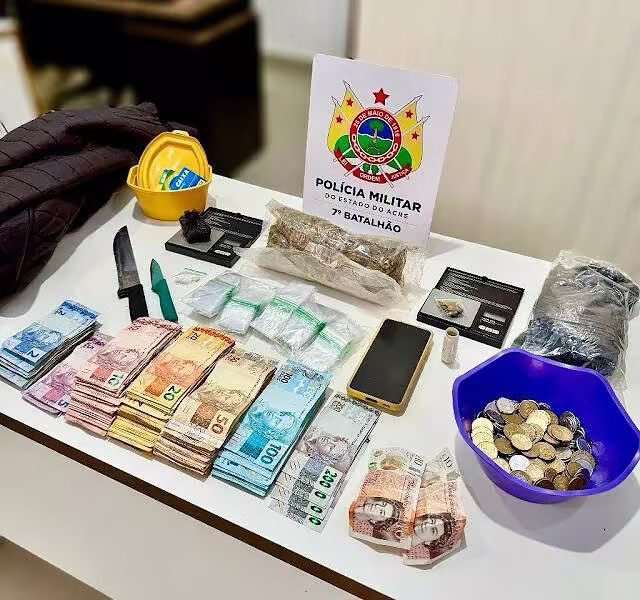 Polícia Militar do Acre apreende drogas e mais de R$ 17 mil em operação em Tarauacá