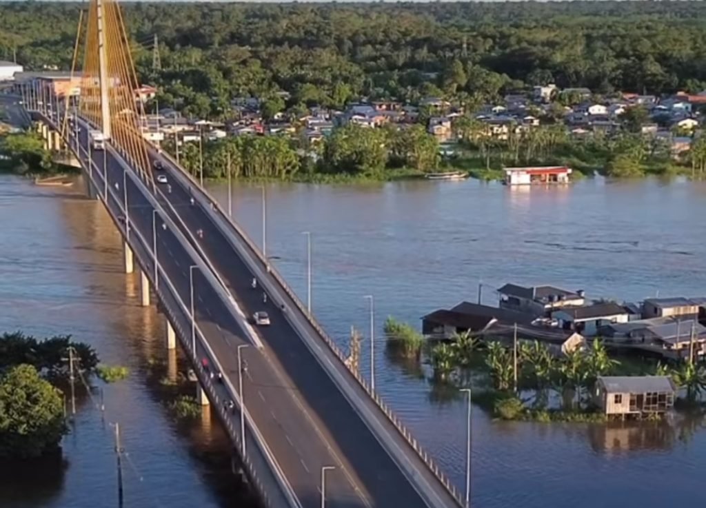 Nível do Rio Juruá atinge 13,58 metros e se aproxima dos 14 metros em Cruzeiro do Sul