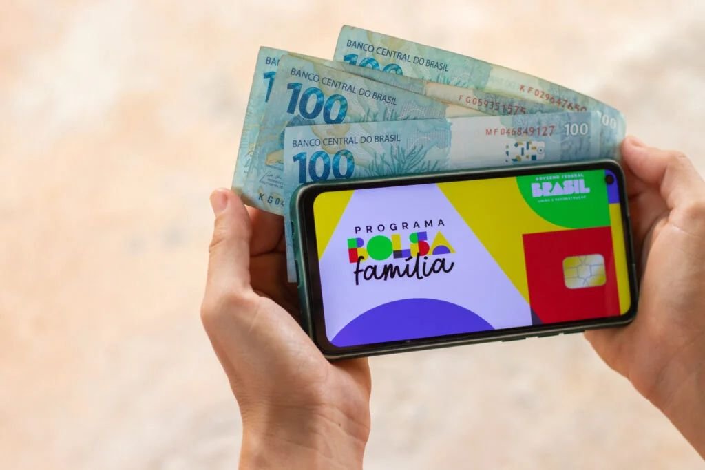 Caixa paga parcela de maio do Bolsa Família a beneficiários com NIS final 7