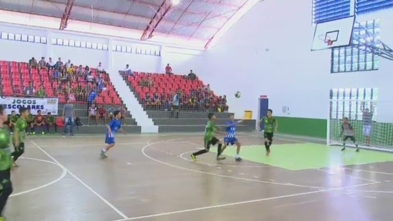 Jogos Escolares movimentam Cruzeiro do Sul e fortalecem a juventude através do esporte