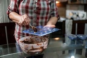 Elas Fazem Chocolate com o Sabor da Resistência