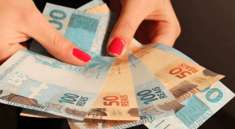 Reajuste salarial dos servidores estaduais será pago em junho, confirma governo do Acre
