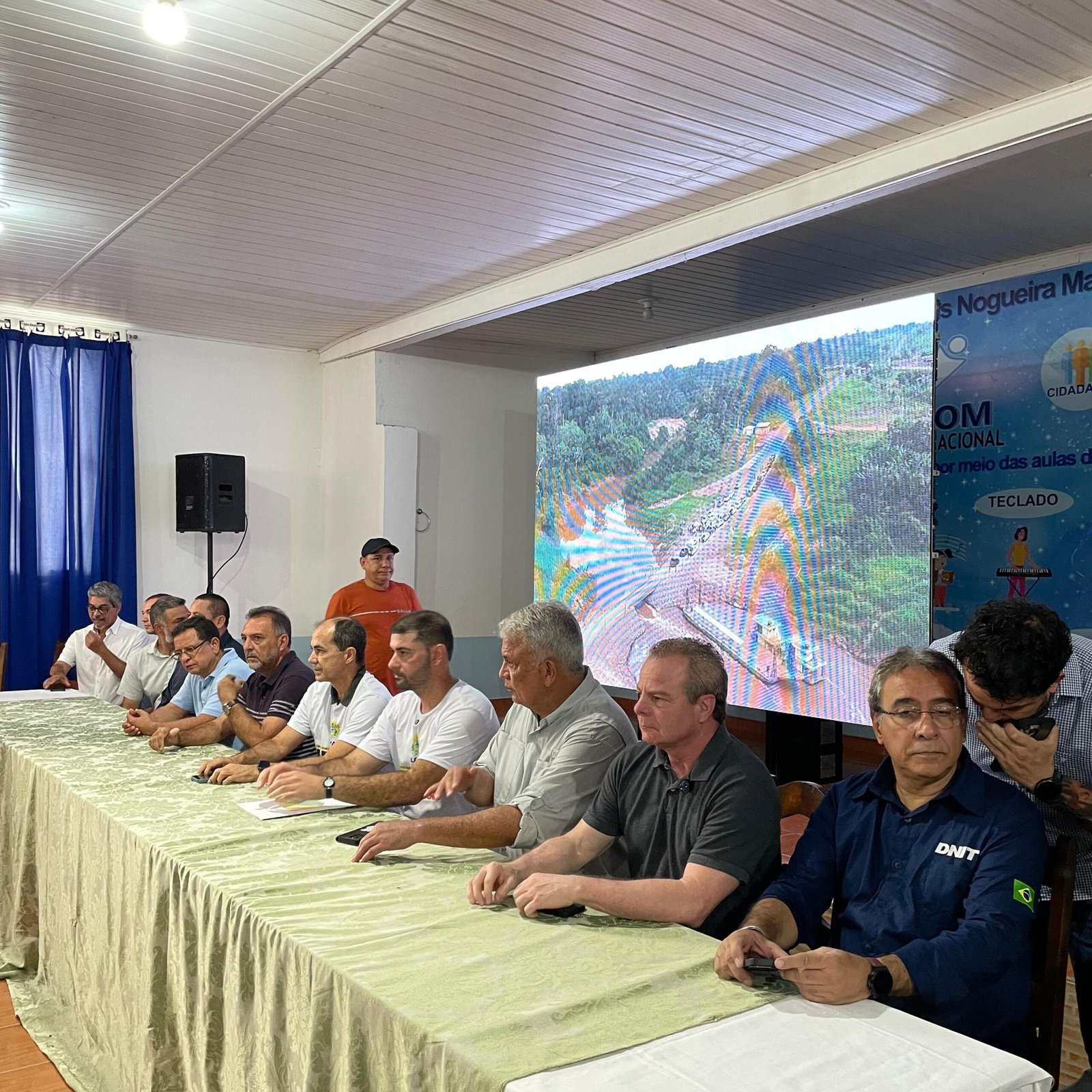 Deputado Pedro Longo participa de caravana em defesa da reconstrução da BR-364