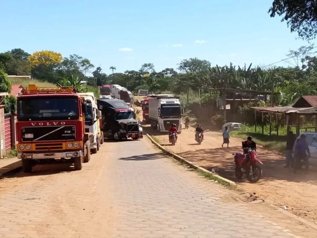 Cobija em Crise: Falta de combustível na Bolívia agrava situação na fronteira com o Acre