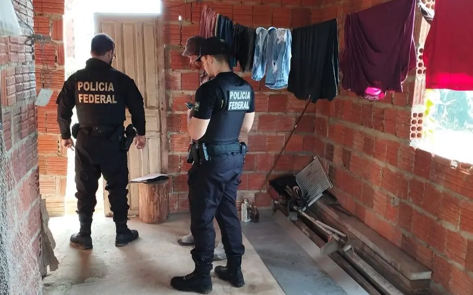 Operação da Polícia Federal desarticula facção criminosa no Vale do Juruá
