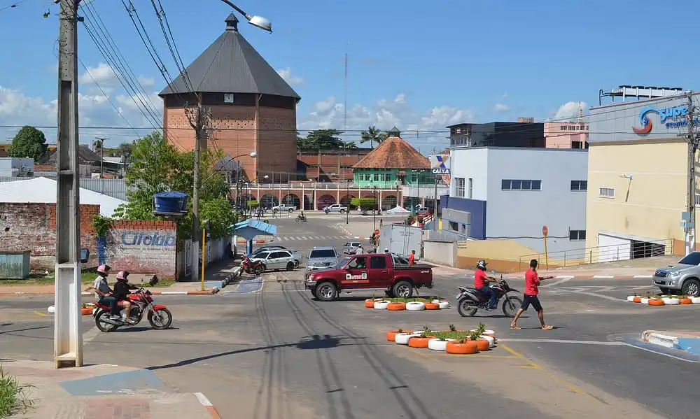 Cruzeiro do Sul isenta categorias do transporte público da taxa de renovação de permissão