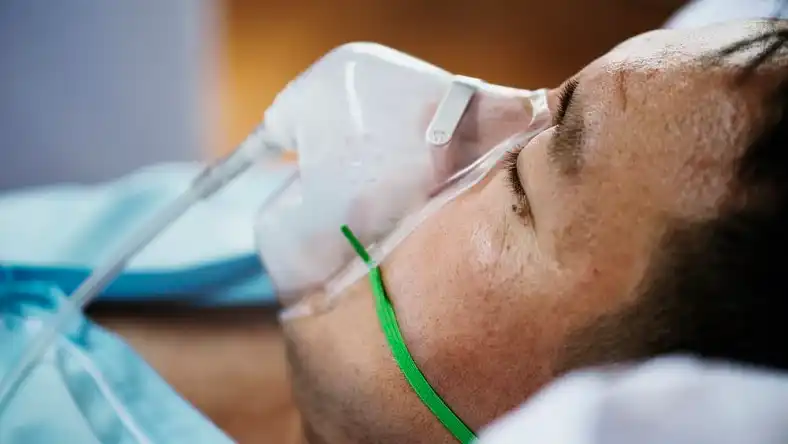 Casos de síndrome respiratória permanecem altos no Acre, apesar de sinais de desaceleração