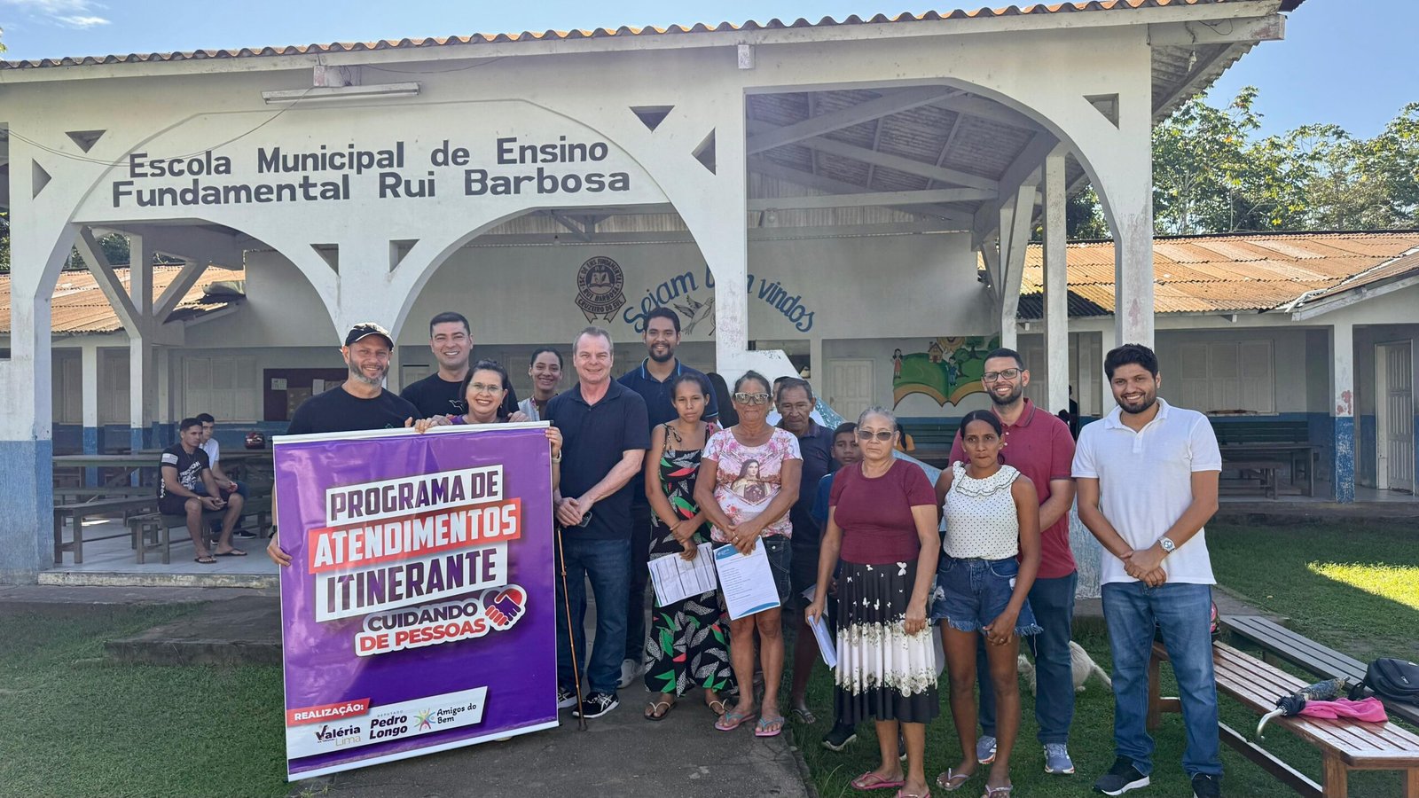 Associação Amigos do Bem realiza atendimento itinerante de ultrassonografia na Escola Rui Barbosa