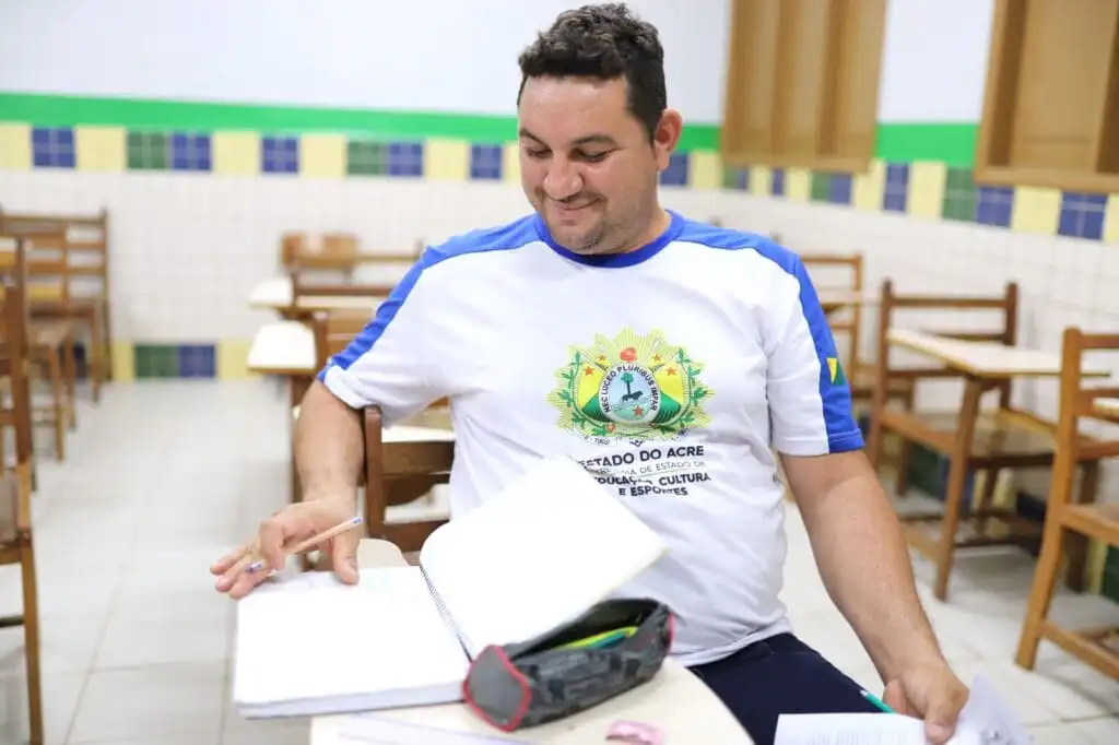Educação de Jovens e Adultos transforma vidas com formação profissional, incentivo e busca ativa por novos sonhos