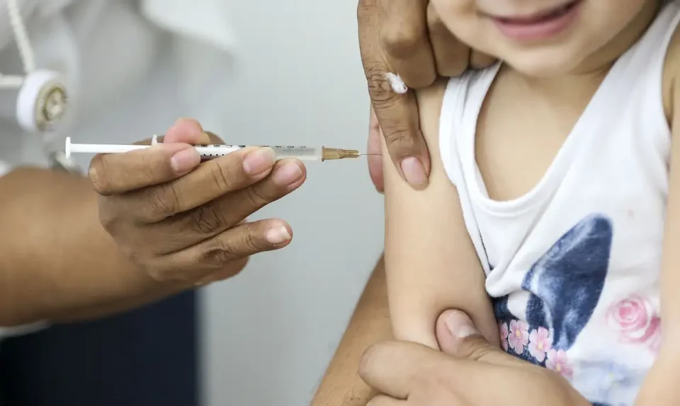 Acre está entre os estados com maiores taxas de abandono vacinal infantil, aponta Anuário VacinaBR 2025