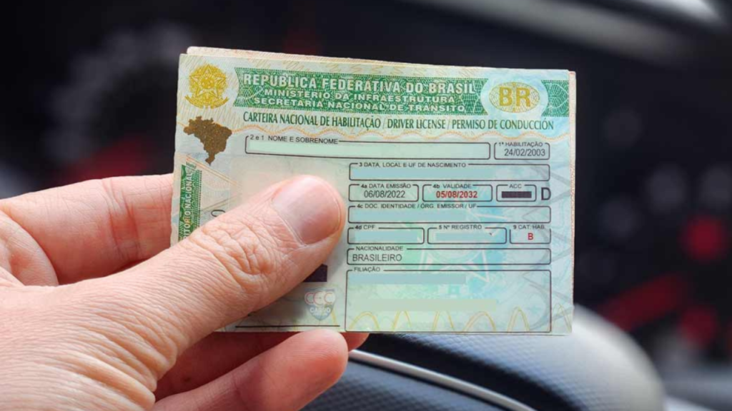 Detran-AC convoca motoristas para apresentar defesa em processos de suspensão da CNH; veja nomes