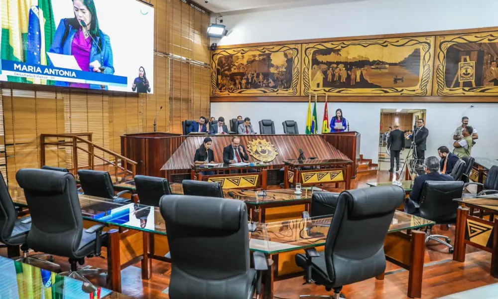 Aleac deve “esvaziar gavetas” e entrar em recesso ainda nesta semana