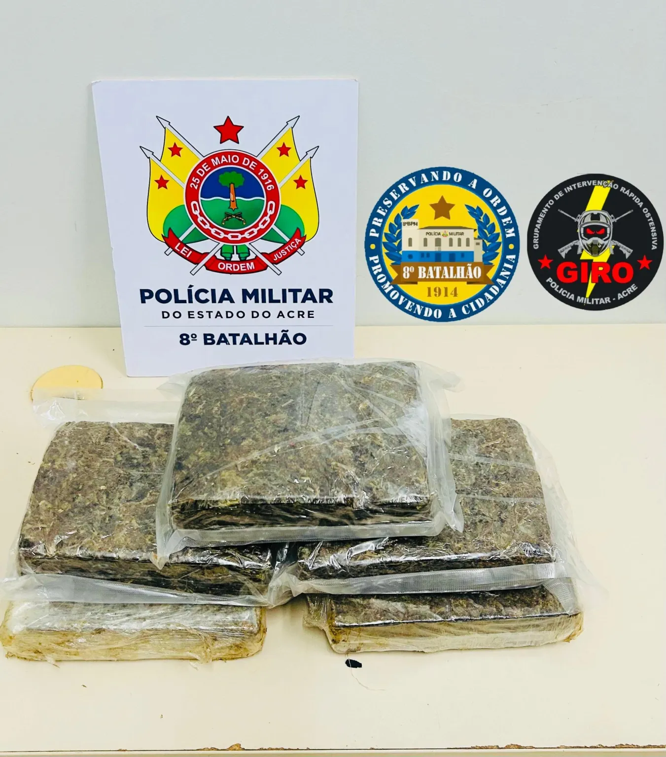 Mototaxista é preso com mais de 5 kg de maconha na BR-364