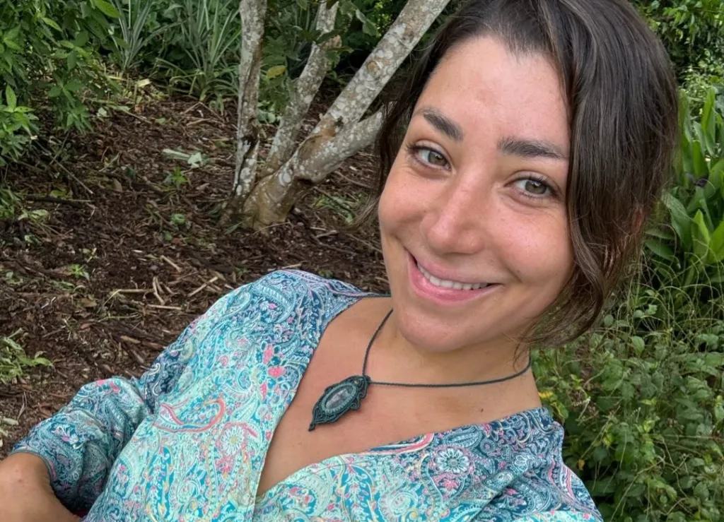 Chilena denuncia abuso sexual e agressões durante imersão espiritual em aldeia no Acre