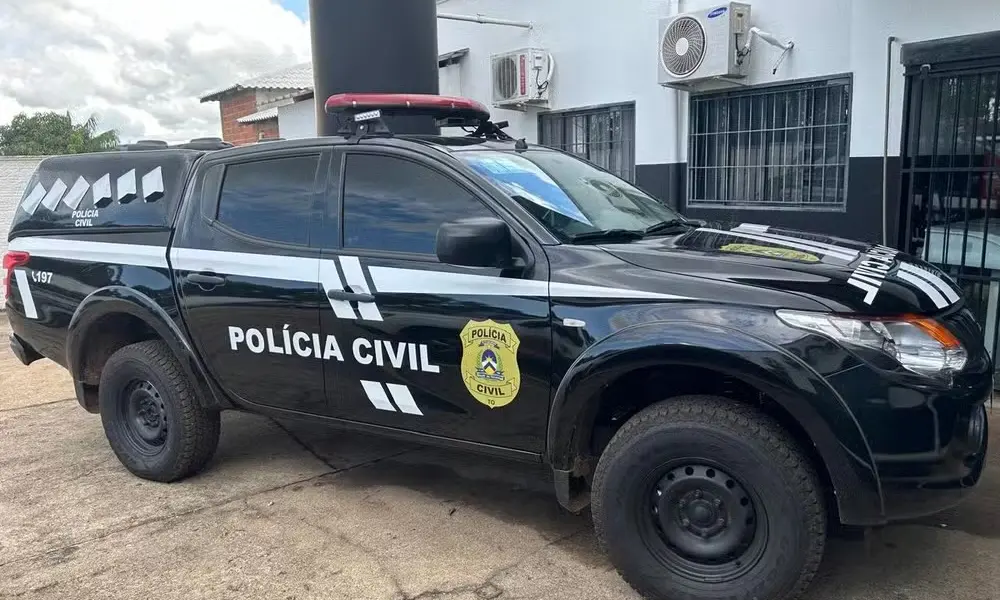 Homem é preso por agredir e ameaçar incendiar casa da própria mãe em Cruzeiro do Sul