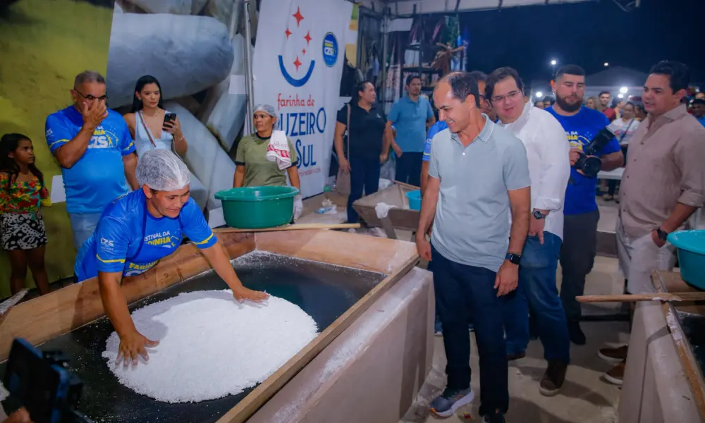 Tapioca de 87,5 centímetros é a vencedora do concurso do Festival da Farinha