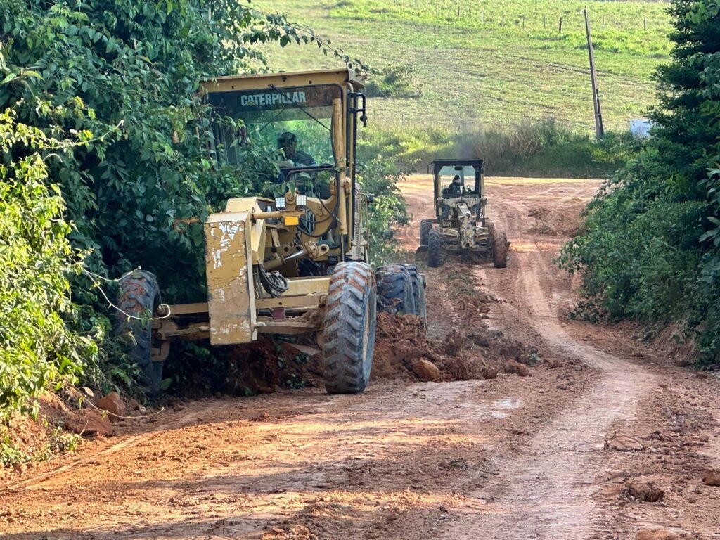 Prefeitura de Rodrigues Alves intensifica recuperação de ramais e melhora acesso às comunidades rurais