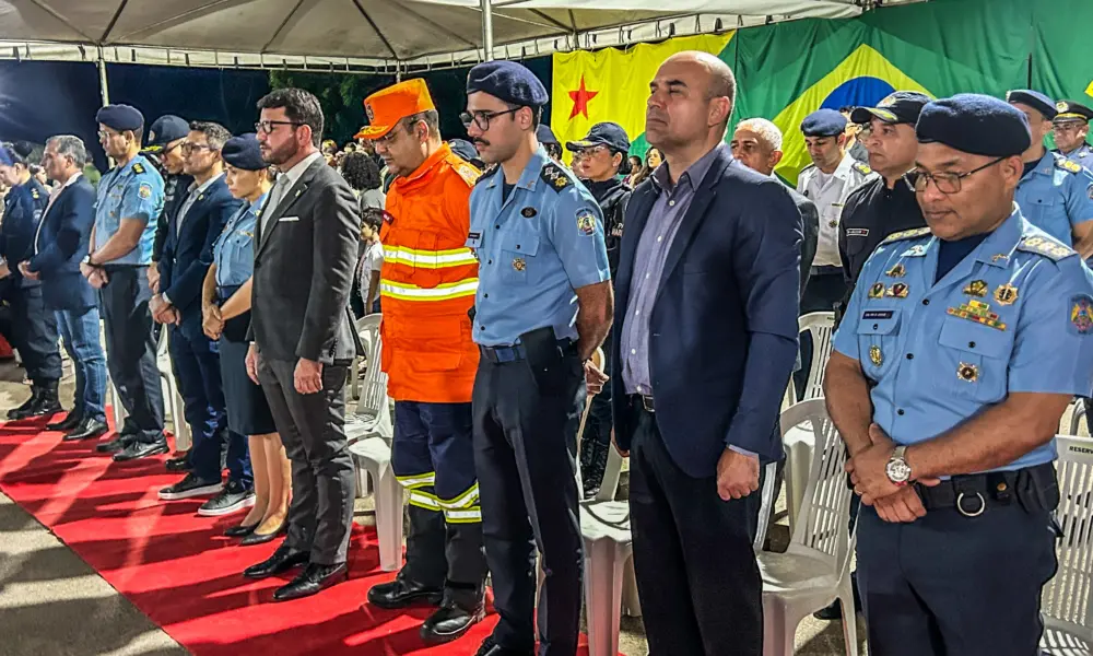 Polícia Militar do Acre presta homenagem a militares mortos