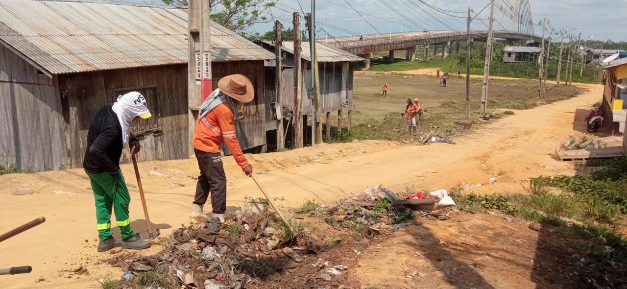 Prefeitura de Cruzeiro do Sul intensifica ações de limpeza nos bairros da cidade