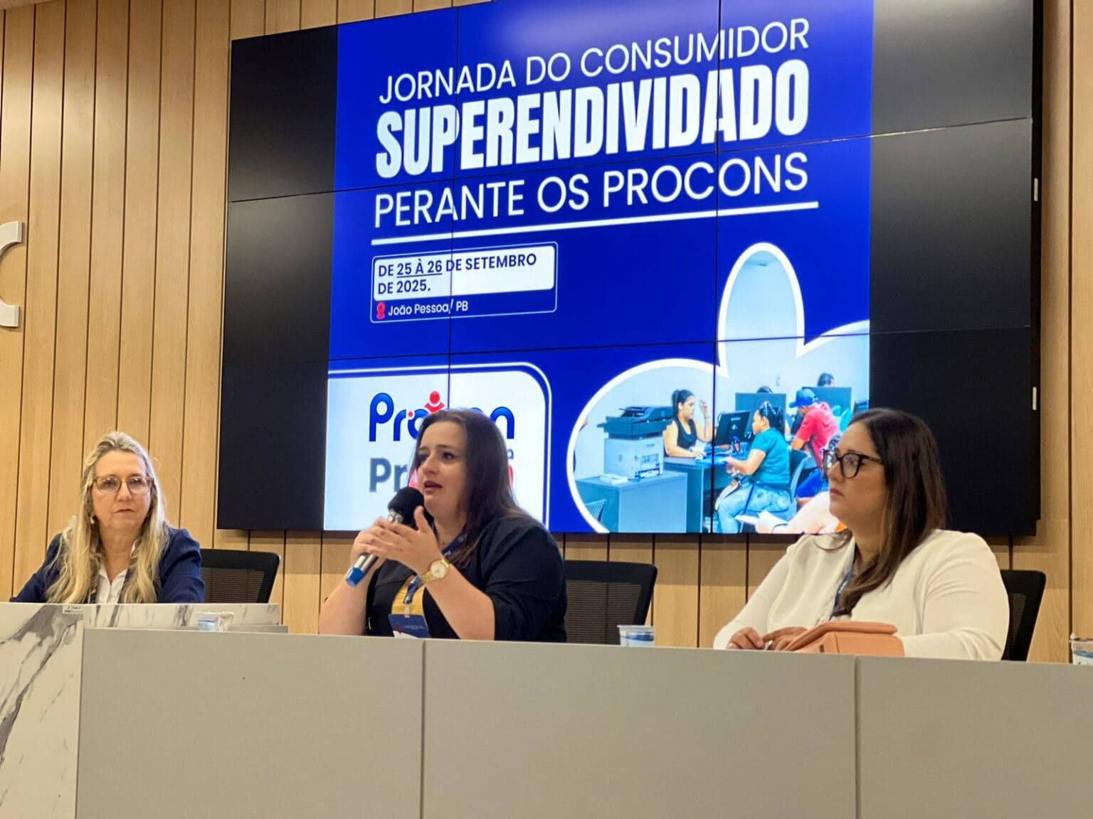 Procon participa de Jornada Nacional do Consumidor Superendividado