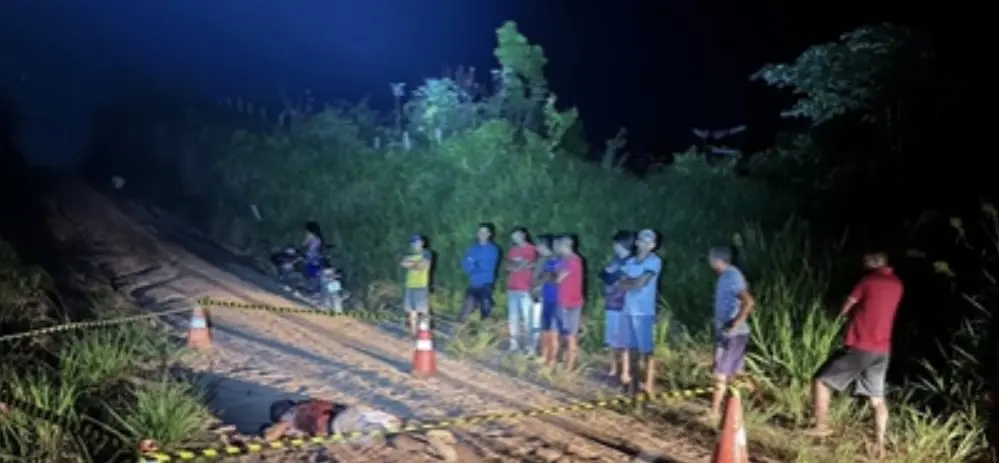 Homem é encontrado morto com marcas de facadas em Cruzeiro do Sul