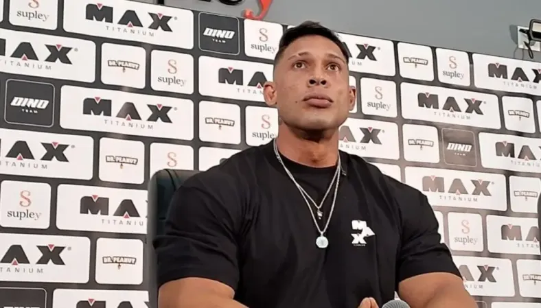 Ramon Dino relembra falta de apoio, mas torce por estátua no Acre