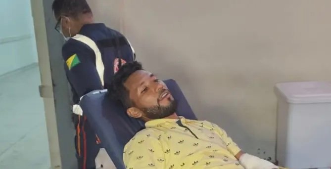 Ex-marido invade casa, fere mulher com canivete e é espancado por populares no Acre