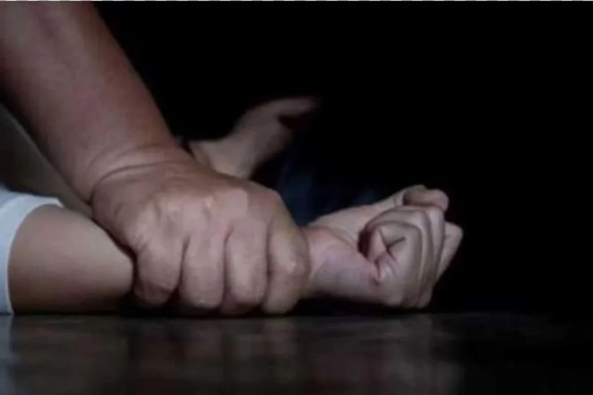 Pastor obrigava filha a ver irmã sendo estuprada por ele