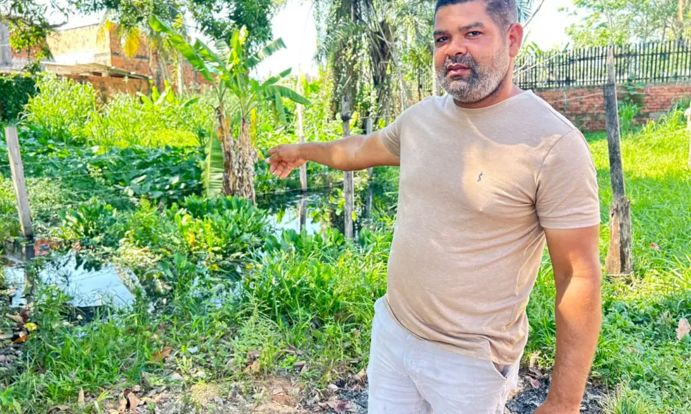 Moradores do bairro Floresta Sul convivem com esgoto a céu aberto