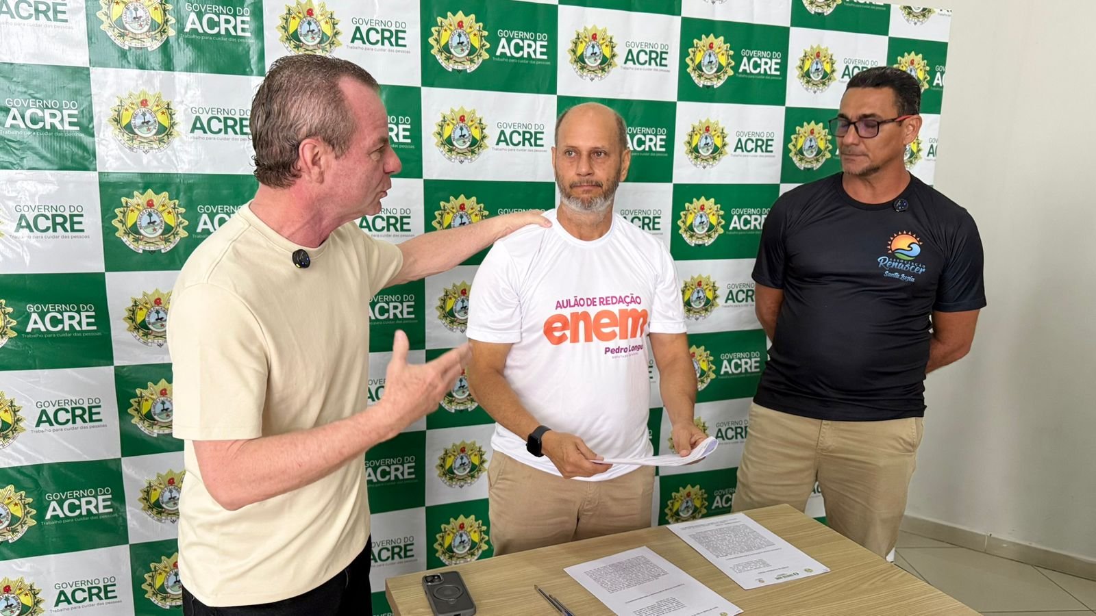 Deputado Pedro Longo participa da assinatura de termo entre EMATER/AC e Associação Renascer da Vila Santa Luzia