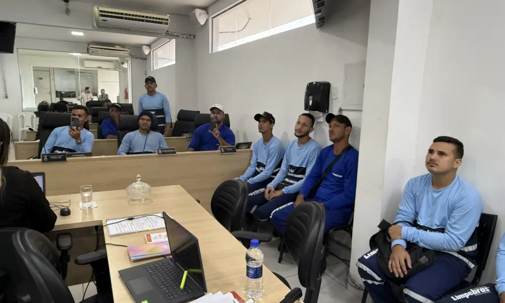 Câmara de Rio Branco realiza Tribuna Popular em defesa da valorização dos garis