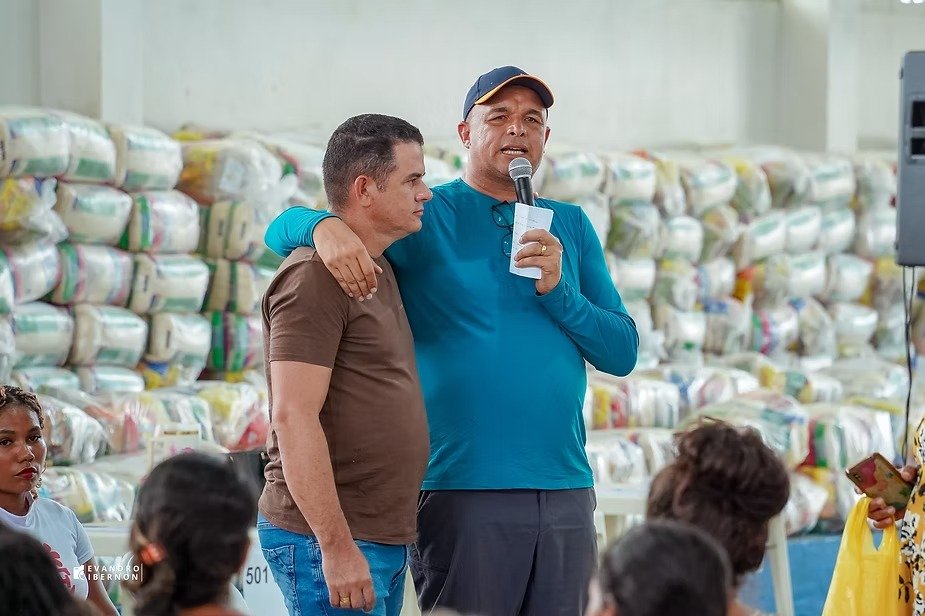 Prefeitura de Mâncio Lima e Governo do Acre entregam mais de 600 cestas básicas a famílias inscritas no CadÚnico