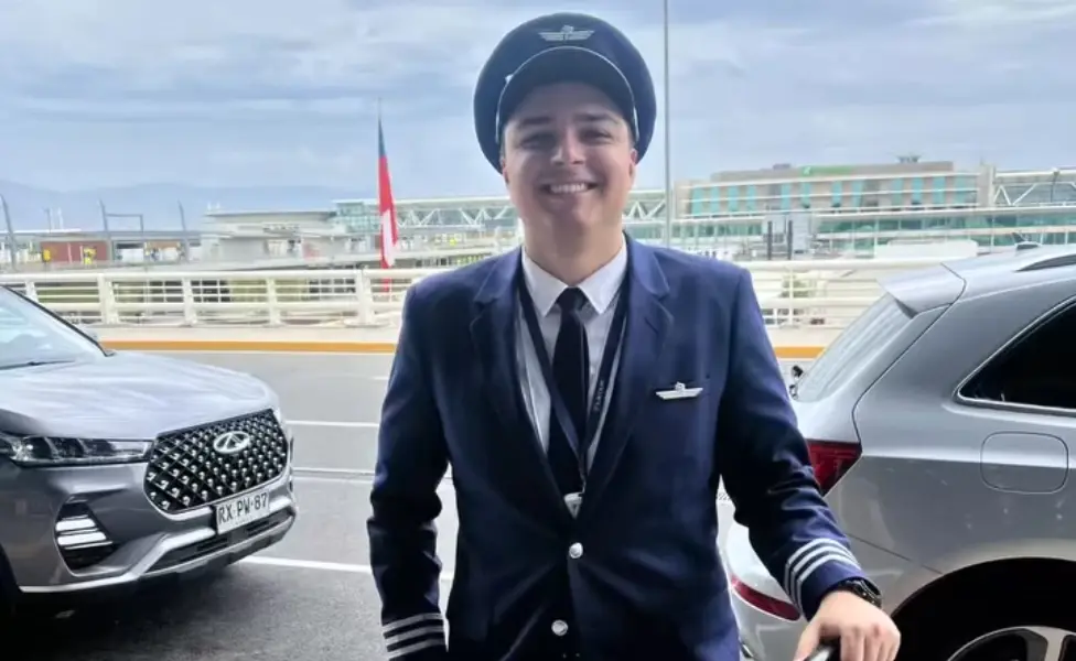 Acreano emociona ao realizar primeiro voo como piloto de avião